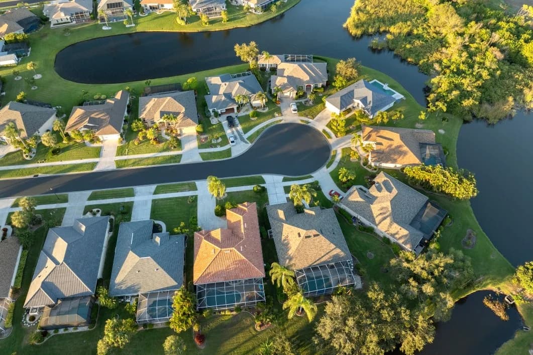 Sarasota area neighborhood in spring with green lawns and lakes